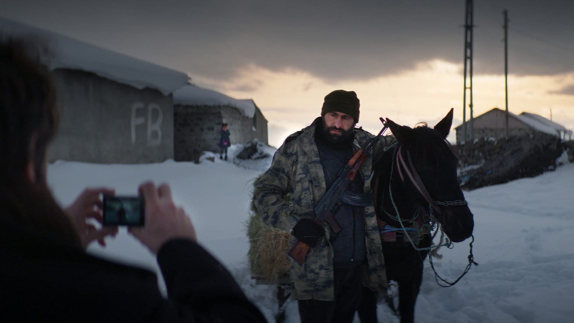 Рецензия на фильм «О сухой траве». Deaddinos - изображение 3