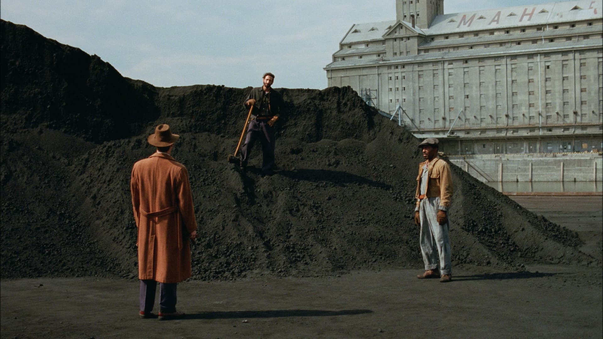 Рецензия на фильм «Бруталист». Deaddinos - изображение 2